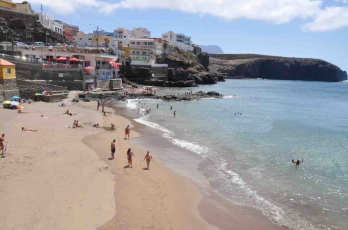 playa sardina en las canarias galdar